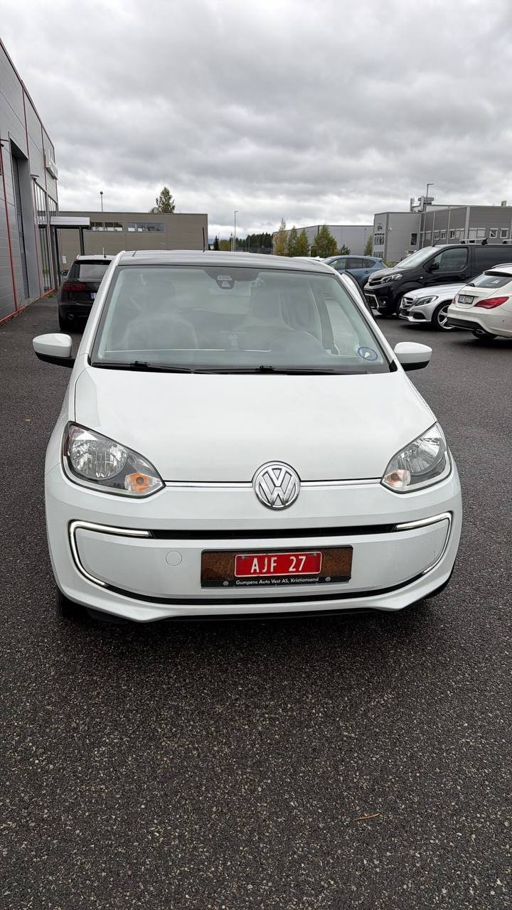 Фото - Volkswagen up! #2