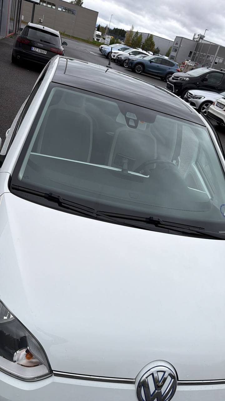 Фото - Volkswagen up! #9
