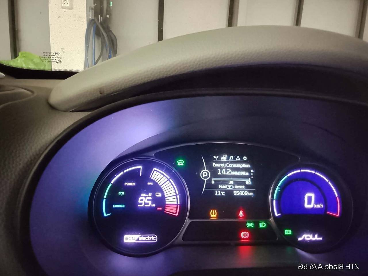 Фото - Kia E-Soul #5