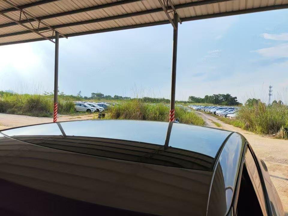 Фото - Volkswagen ID UNYX #9