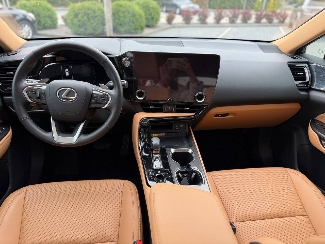 Фото - Lexus NX 2.5 hybrid #6