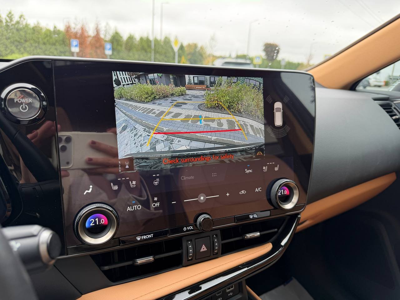 Фото - Lexus NX 2.5 hybrid #10