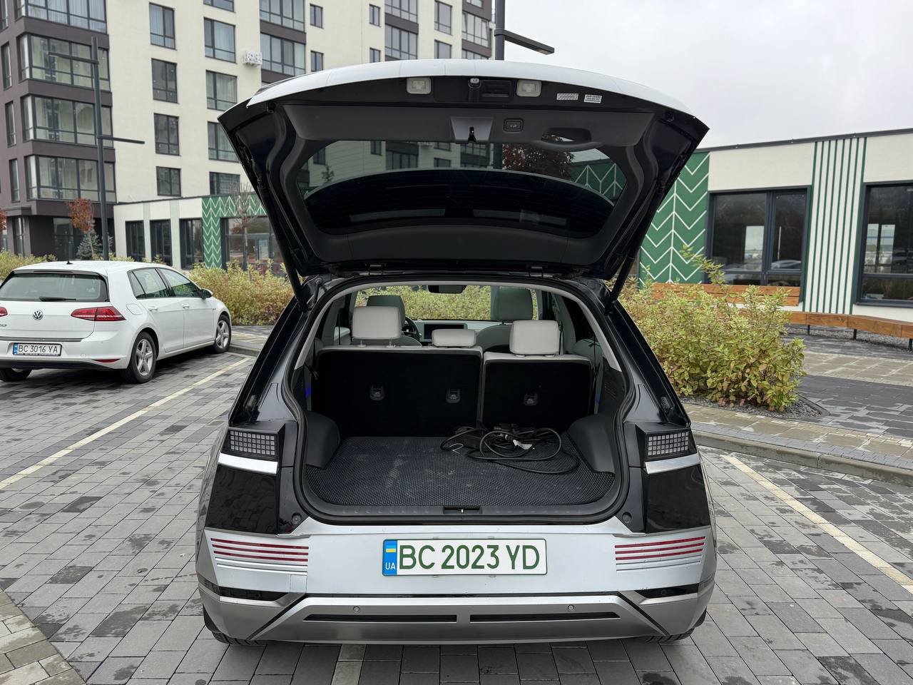 Фото - Hyundai IONIQ 5 #11