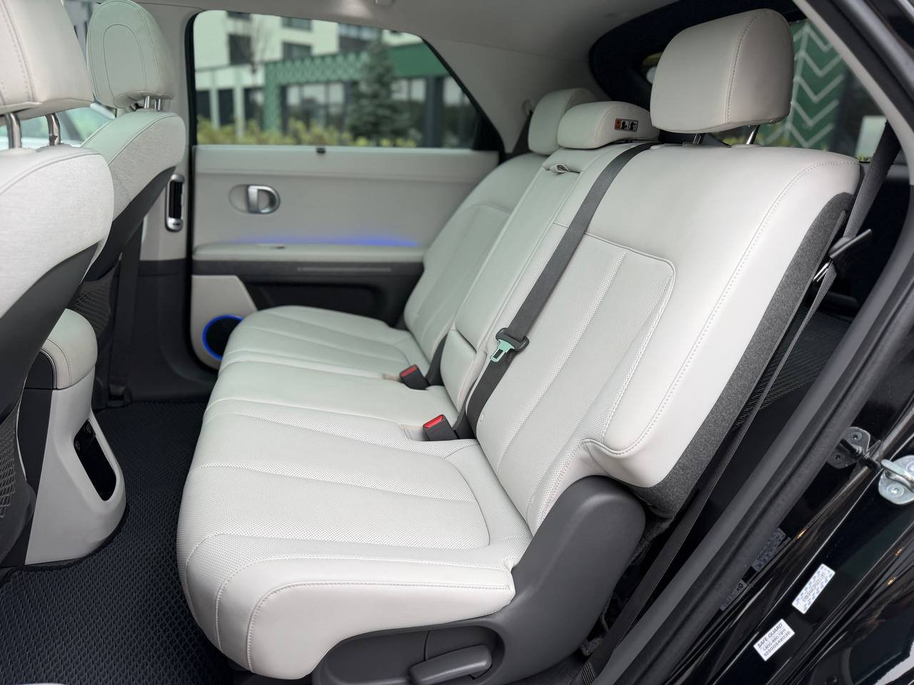 Фото - Hyundai IONIQ 5 #10