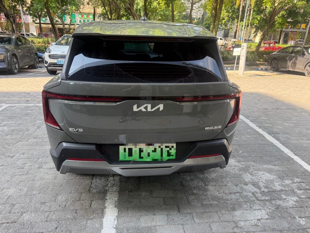 Фото - Kia EV5 #6