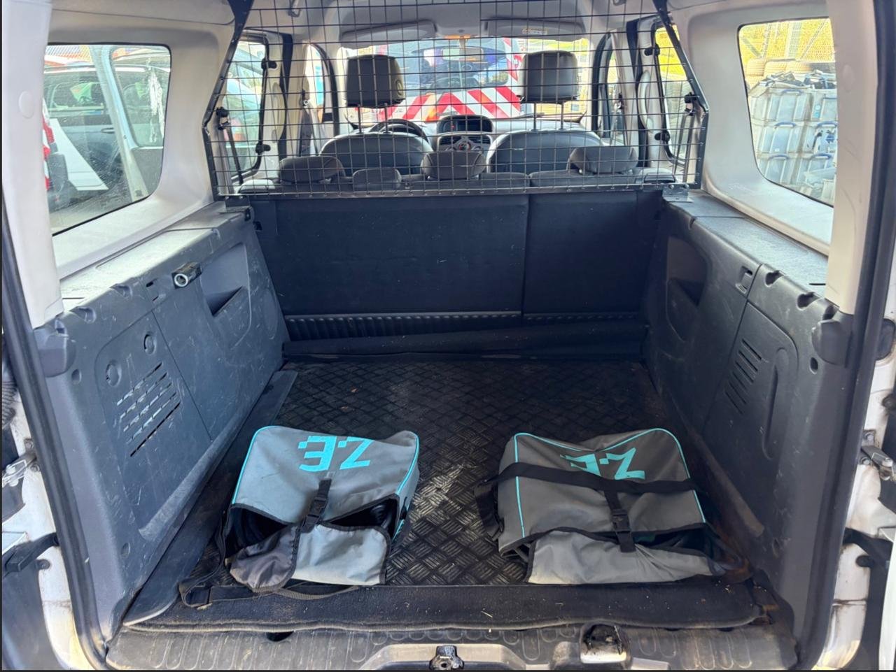 Фото - Renault Kangoo pass #6