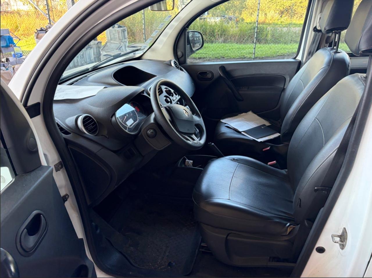 Фото - Renault Kangoo pass #7