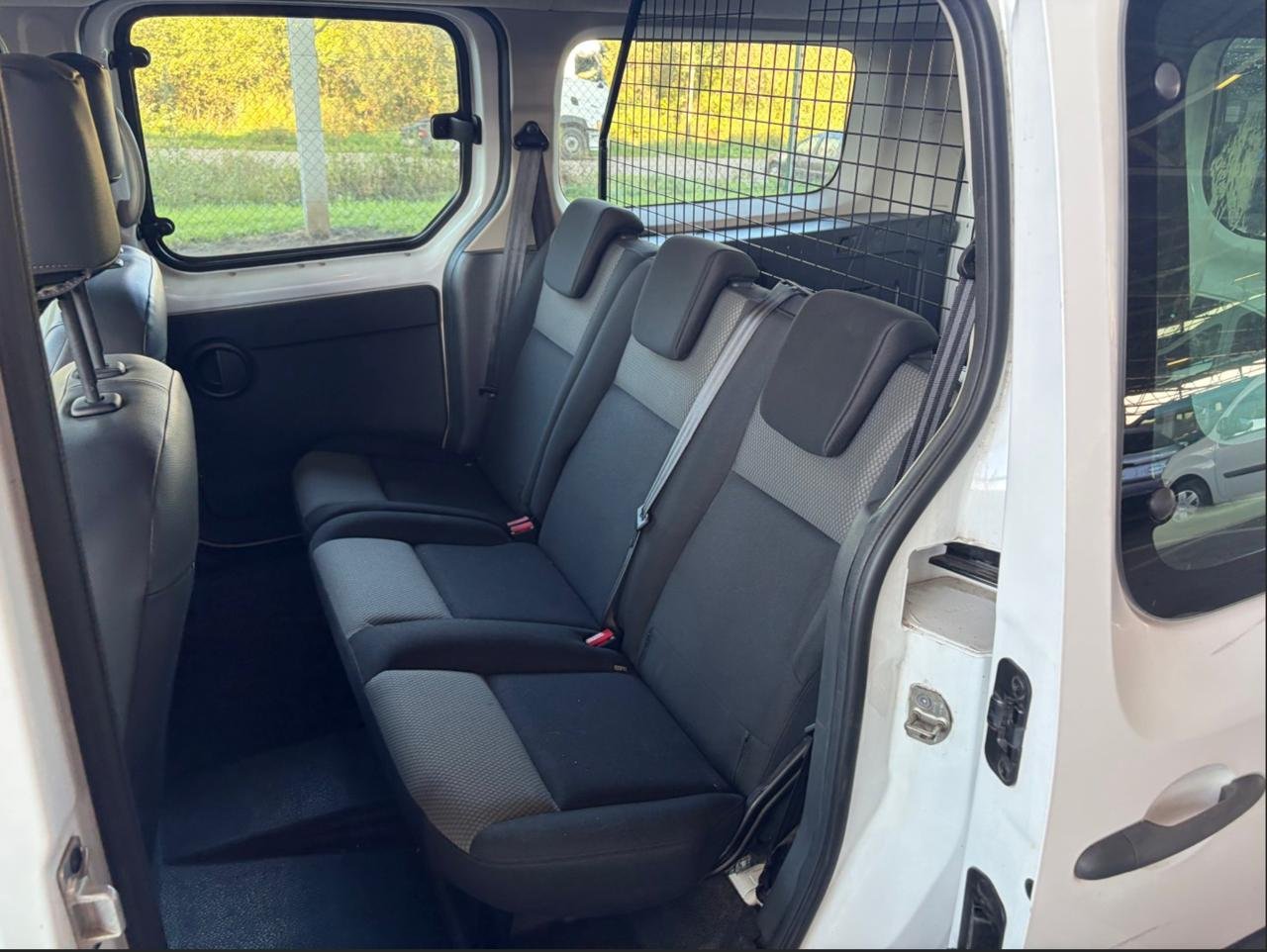 Фото - Renault Kangoo pass #8