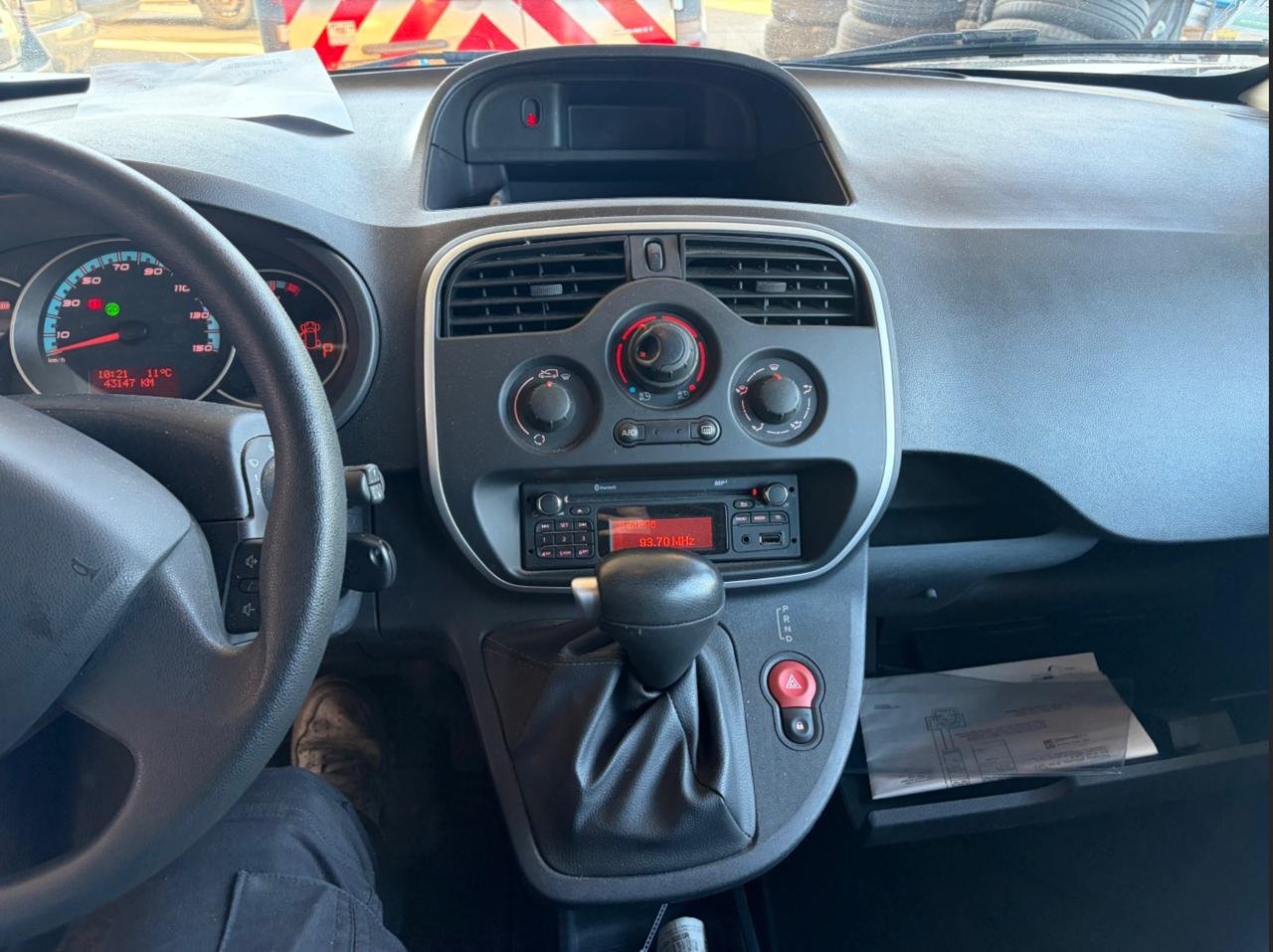 Фото - Renault Kangoo pass #9