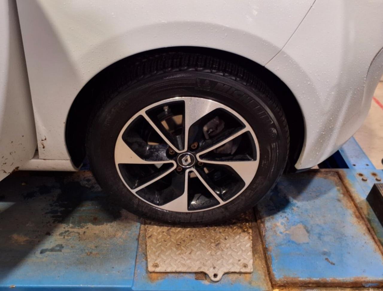 Фото - Renault ZOE #7