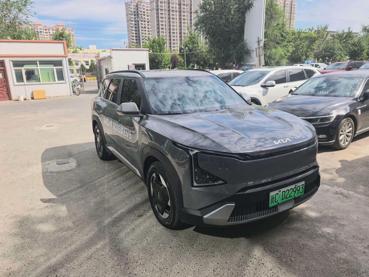 Фото - Kia EV5 #3