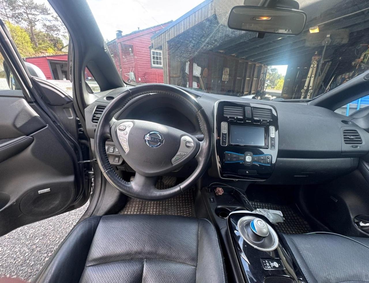 Фото - Nissan Leaf #6