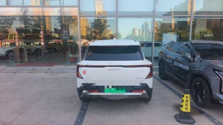 Фото - Kia EV5 #3