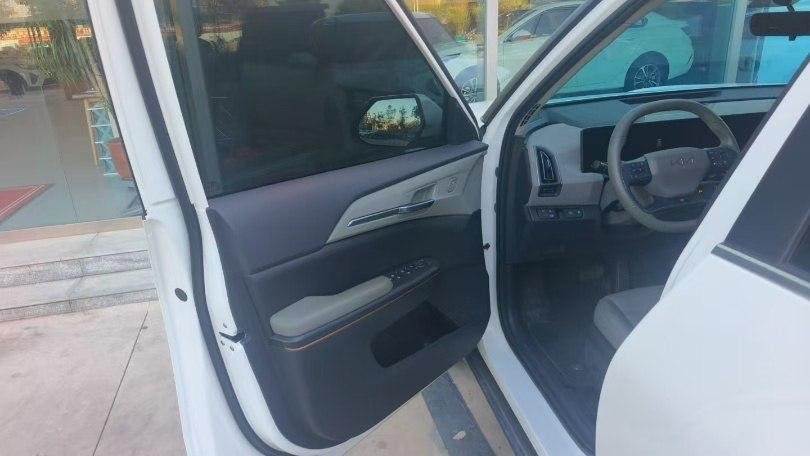 Фото - Kia EV5 #8