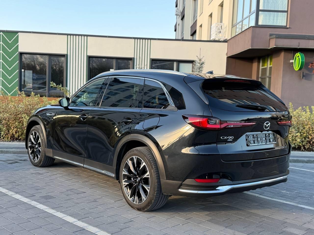 Фото - Mazda CX-90 2.5 HYBRID #3