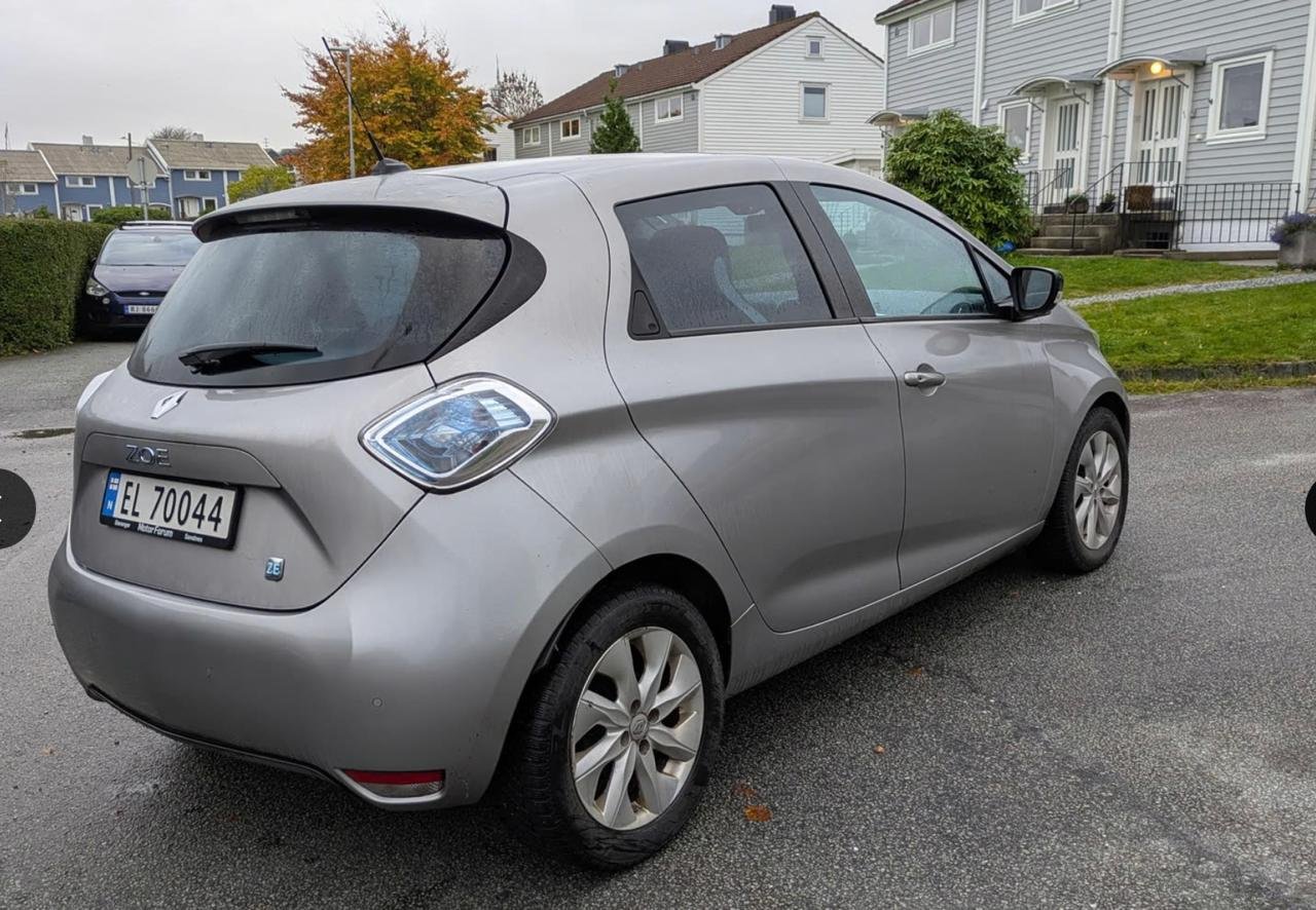 Фото - Renault ZOE #5